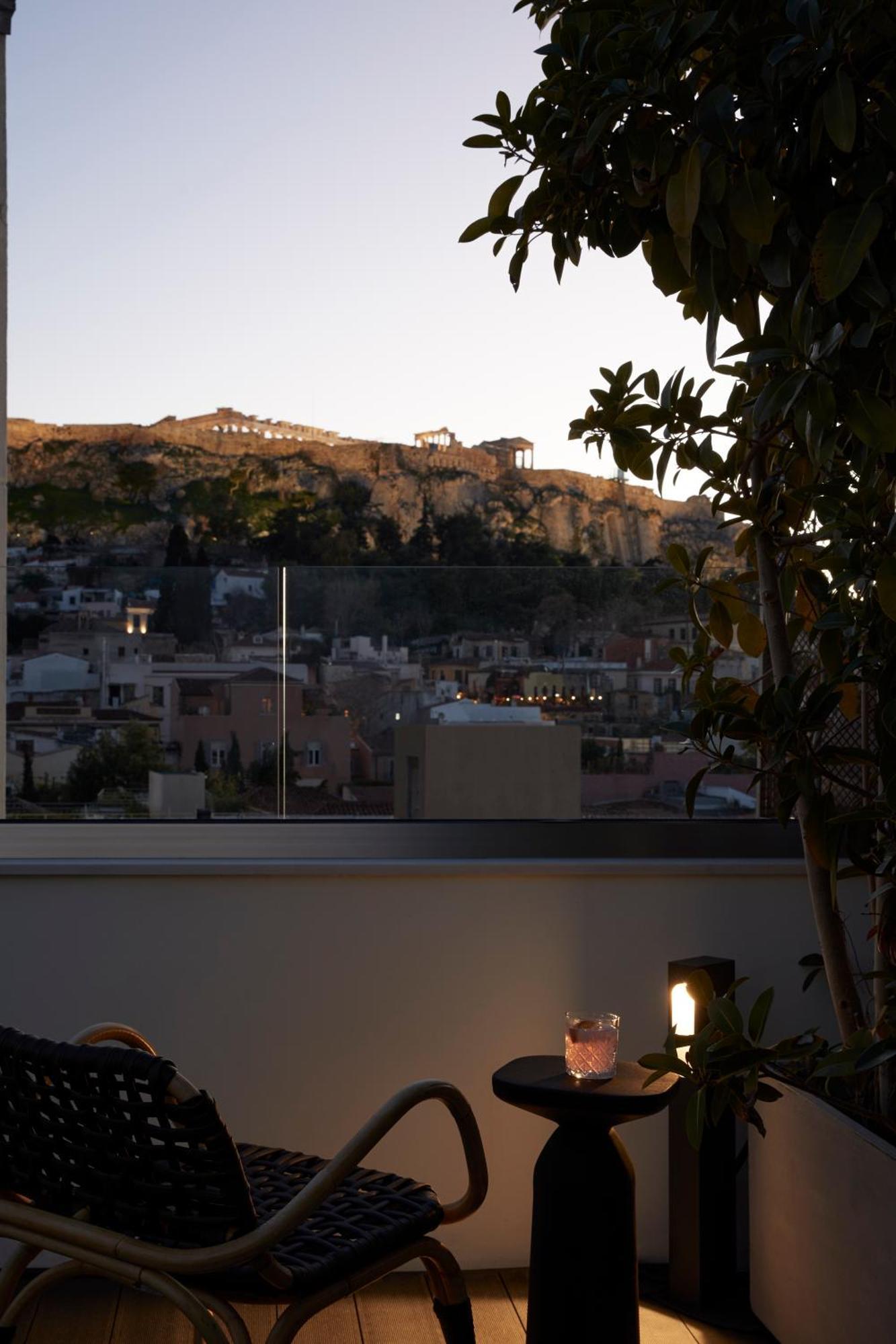 Athens Woo Suites Ngoại thất bức ảnh