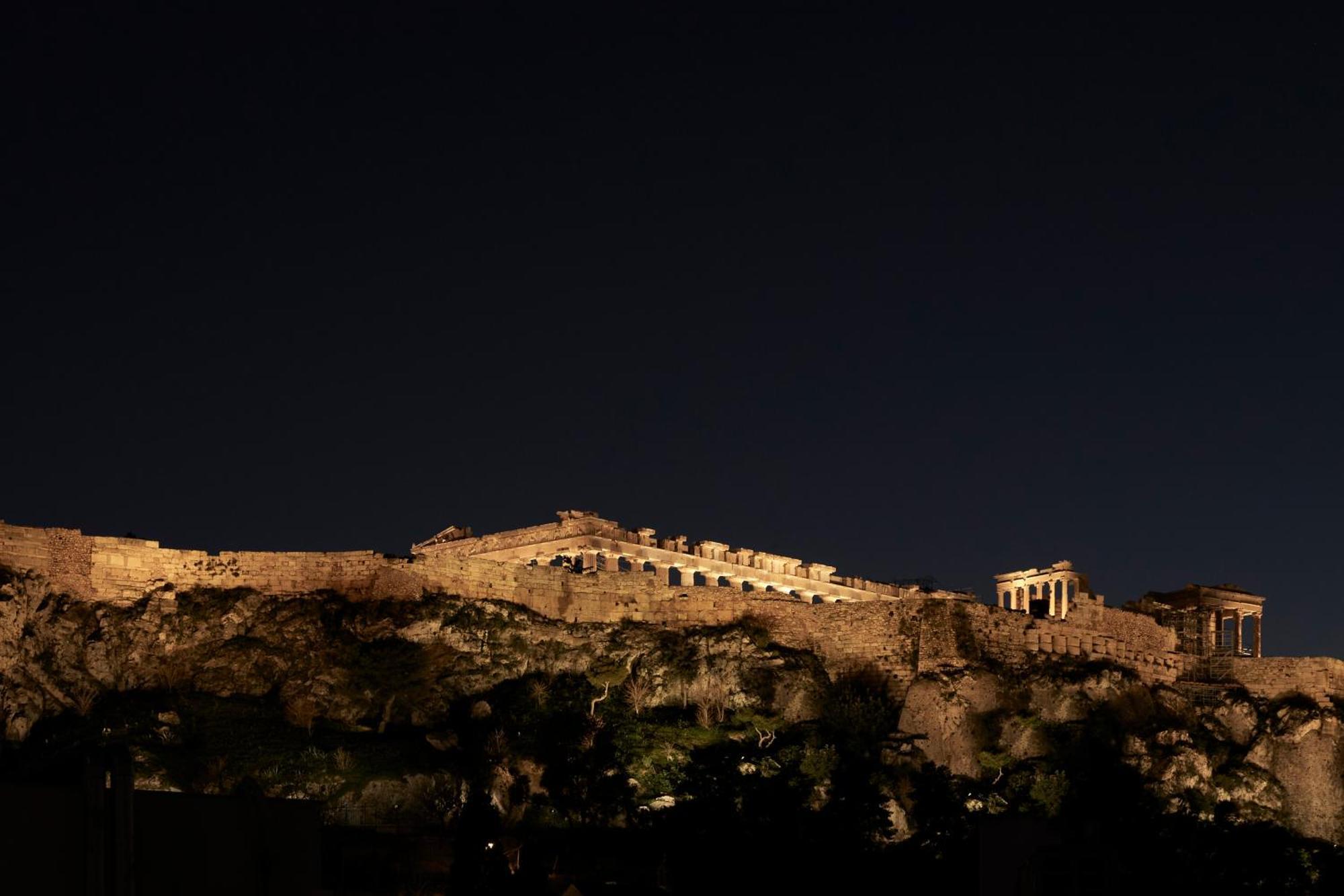 Athens Woo Suites Ngoại thất bức ảnh