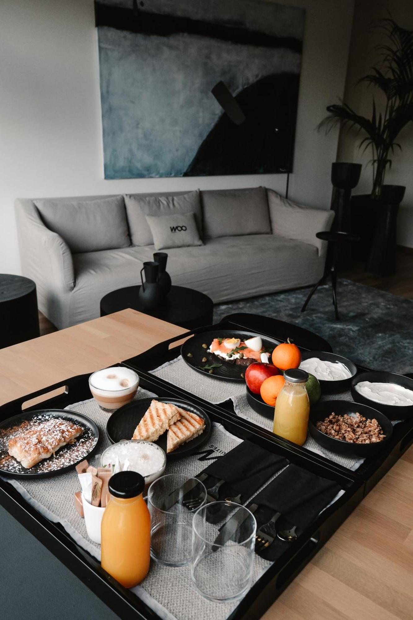 Athens Woo Suites Ngoại thất bức ảnh